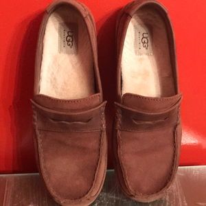 Ugg Men’s Brown Loafers Size 10